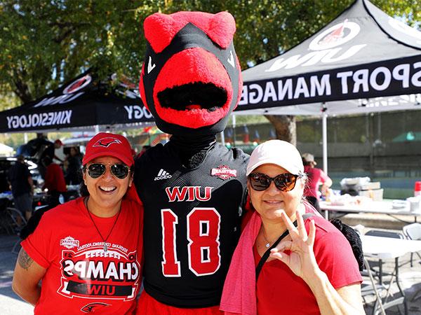 UIW community at homecoming